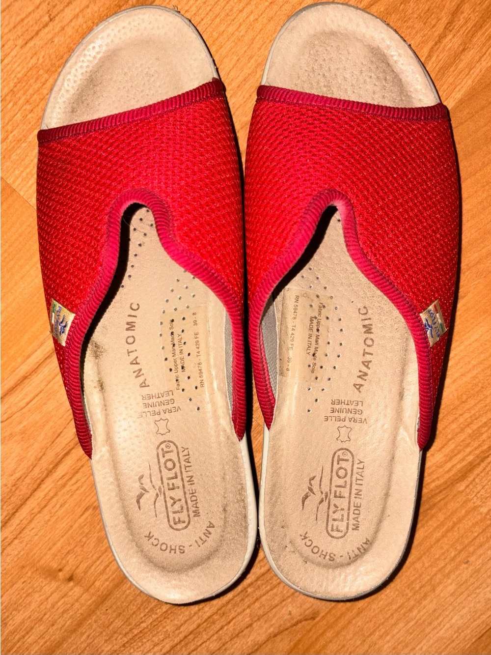 Fly Flot anatomic red comfortable slipon sandals